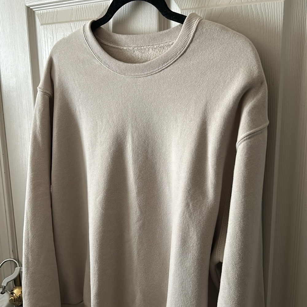 Abercrombie & Fitch Soft A&F Essentials Long Sleeve Sweatshirt Size Med - Picture 4 of 7